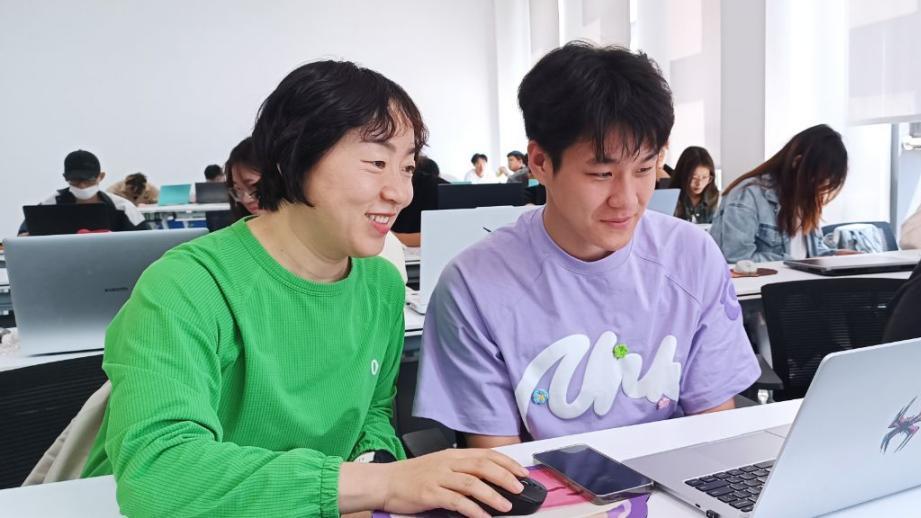 陈伟卫：深耕教育沃土，倾心培育大东软学子